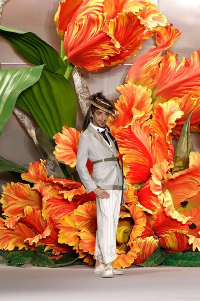 Look 31